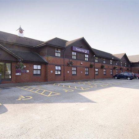 Premier Inn Birmingham Oldbury Exterior photo